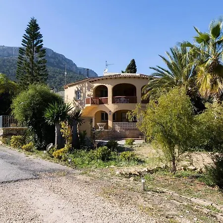 Con Piscina Privada * Кальпе