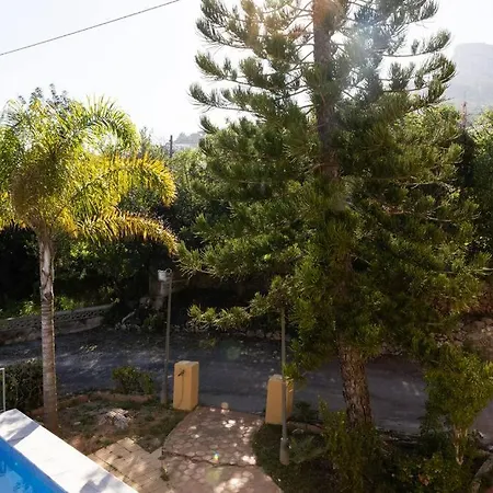 Apartment Con Piscina Privada *