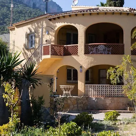 Apartment Con Piscina Privada *